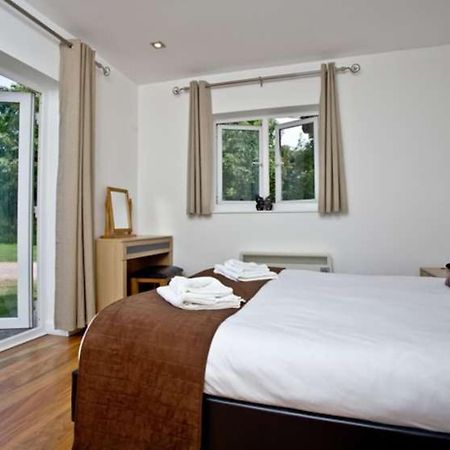 Lovely 2 Bedroom Holiday Chalet Near Sidmouth Exterior photo
