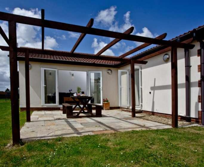 Lovely 2 Bedroom Holiday Chalet Near Sidmouth Exterior photo